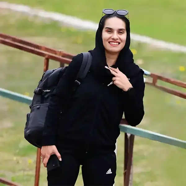 بیوگرافی مهناز ذکایی داور