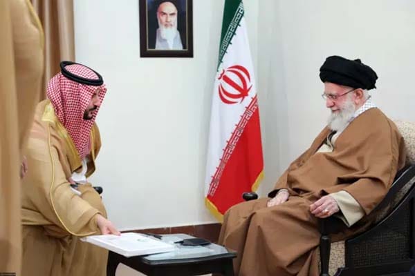 دیدار خالد بن سلمان وزیر دفاع عربستان با رهبر ایران
