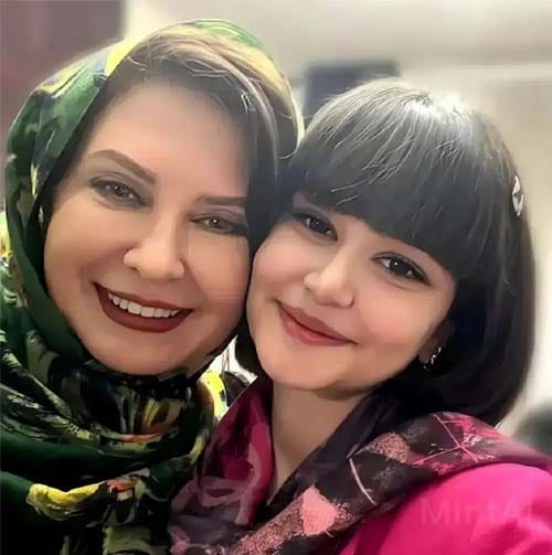 لعیا زنگنه و دخترش