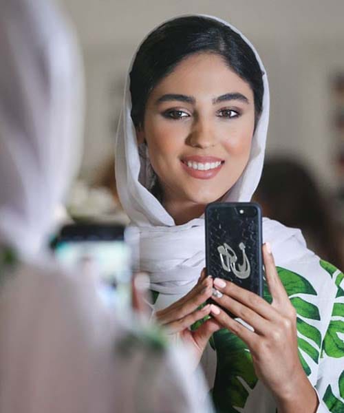 رامینا ترابی مدل