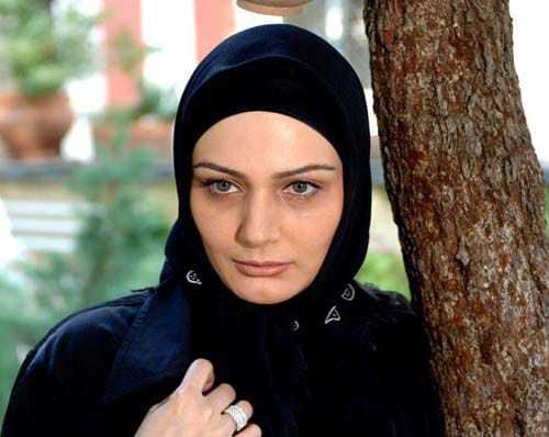 مرجان محتشم بازیگر نقش آسیه در سریال ریحانه