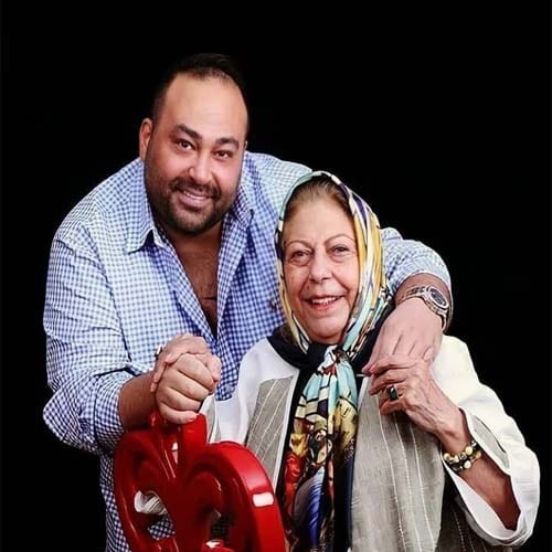 ثریا قاسمی بازیگر نقش بی بی در سریال بچه مهندس ۴