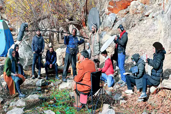 زمان پخش سریال تجدید نظر
