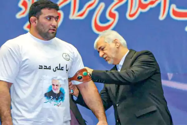 کشتی پهلوانی احمد میرزاپور + بیوگرافی و افتخارات احمد میرزاپور