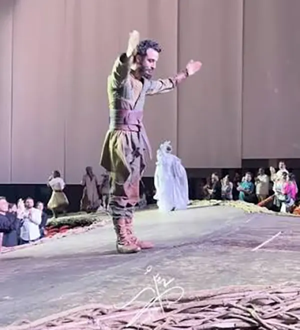 بازیگران تئاتر نمایش آرش